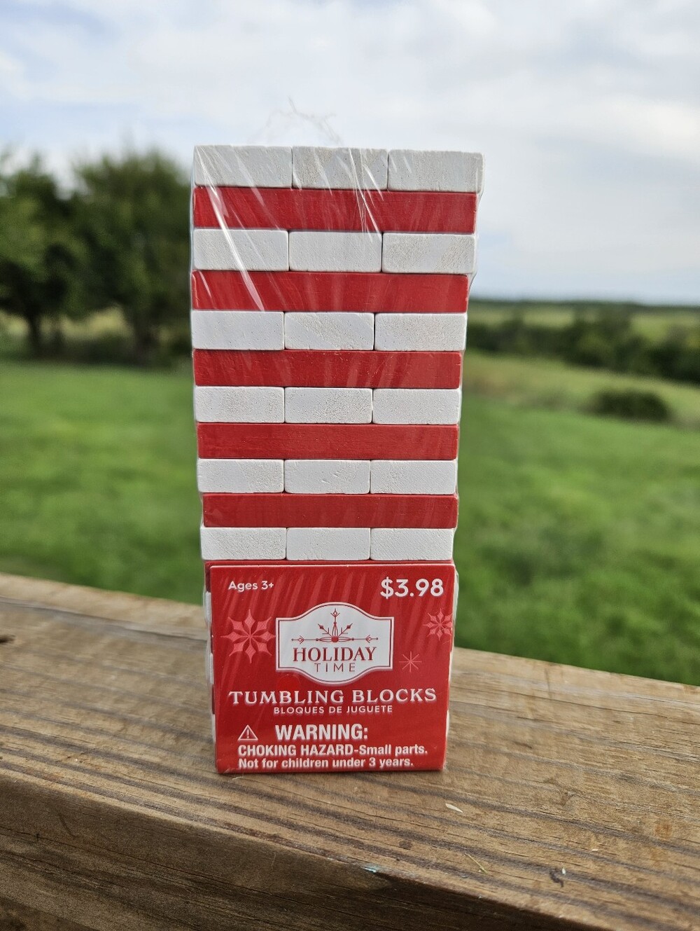 Holiday Time Red and White Holiday Tumbling Blocks